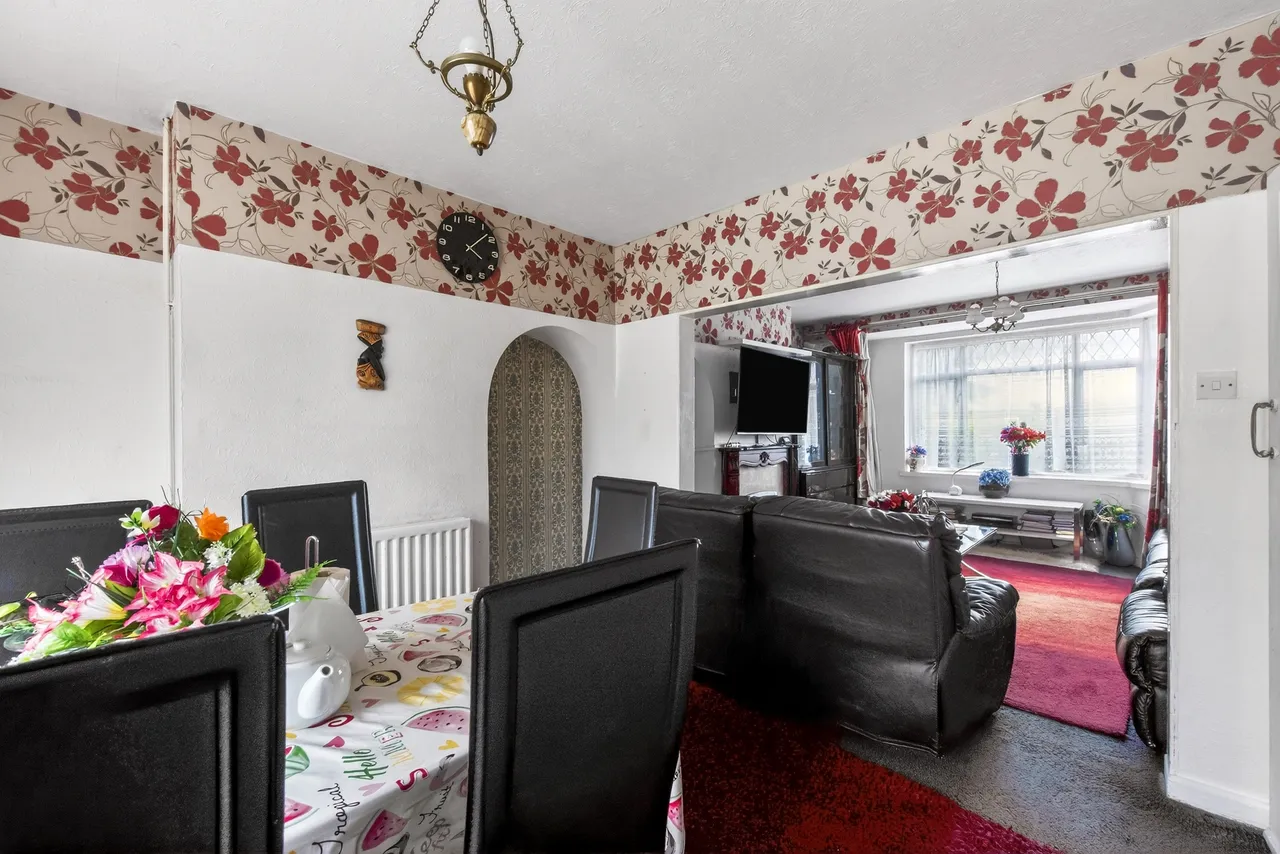Orchard Avenue, Feltham, TW14, photo 13