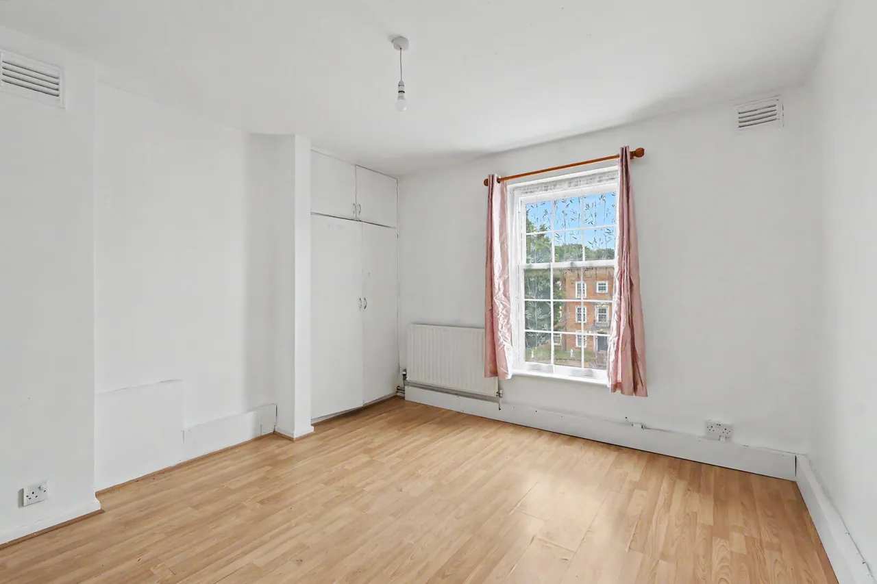 Baker Street, Enfield, EN1, photo 6