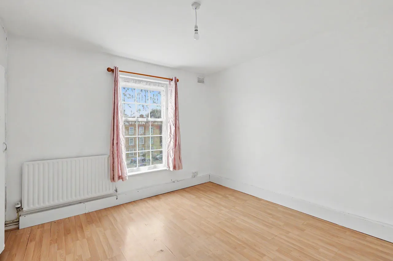 Baker Street, Enfield, EN1, photo 5