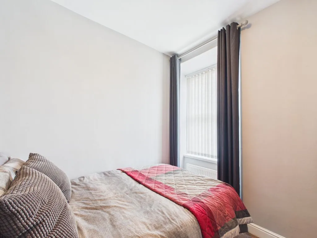 South Albany Road, Redruth, photo 6