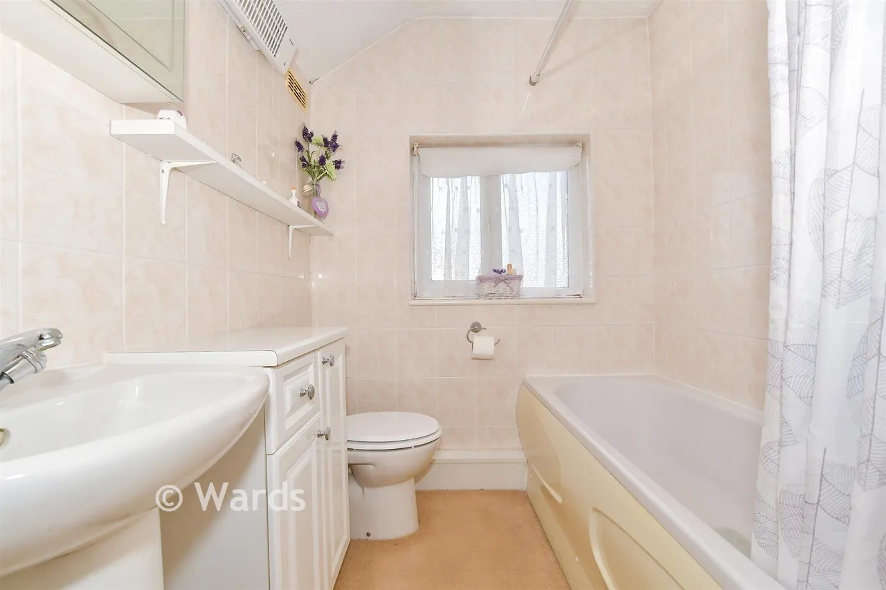Bramley Road, Snodland, ME6, photo 13