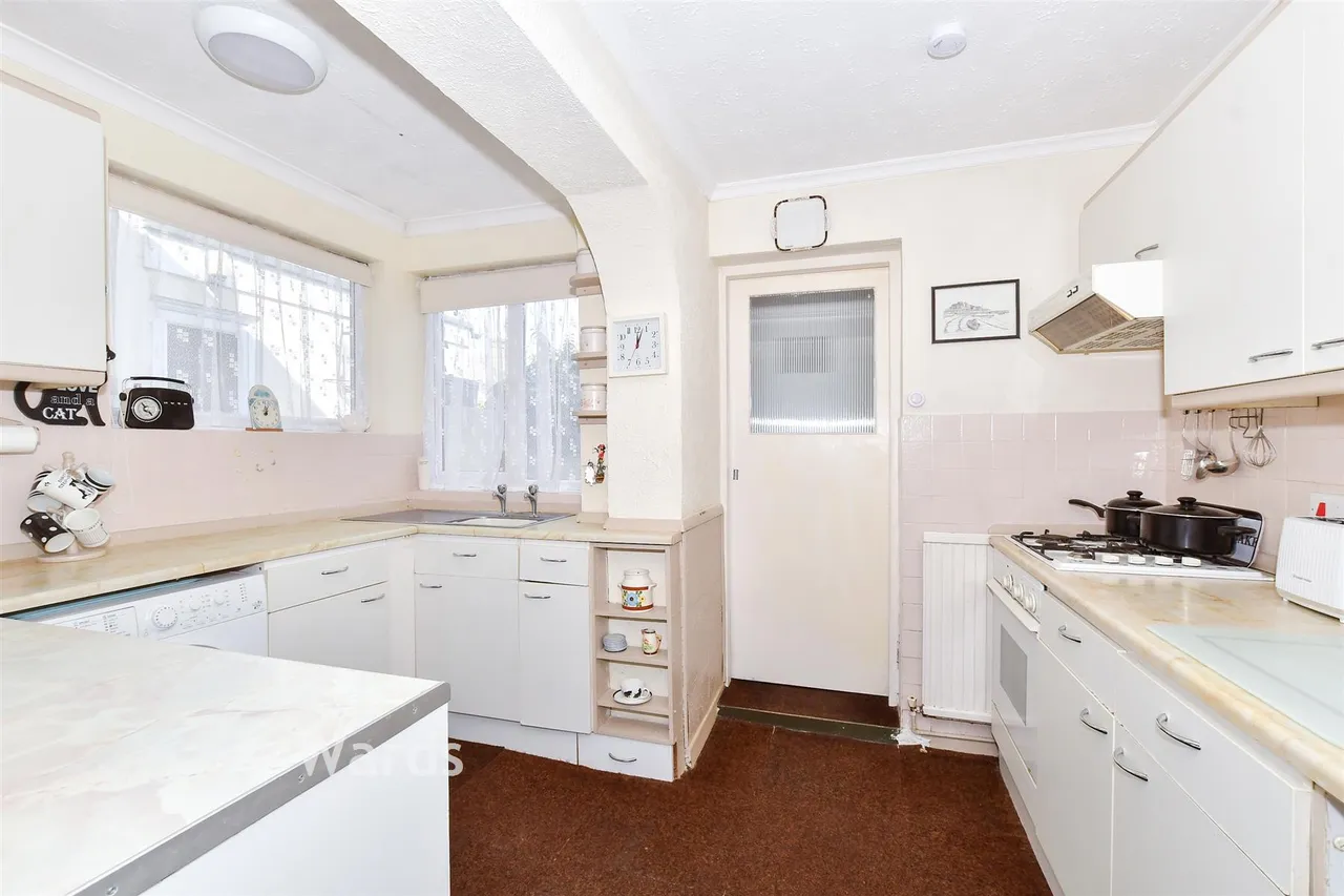Bramley Road, Snodland, ME6, photo 4