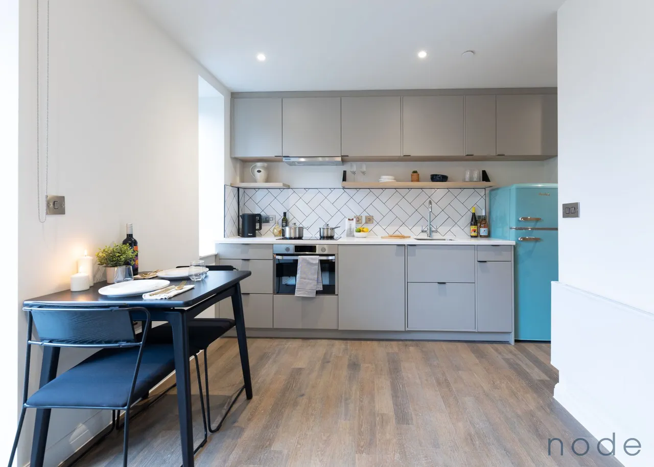 16 Loughborough Court, Shakespeare Road, London, photo 8