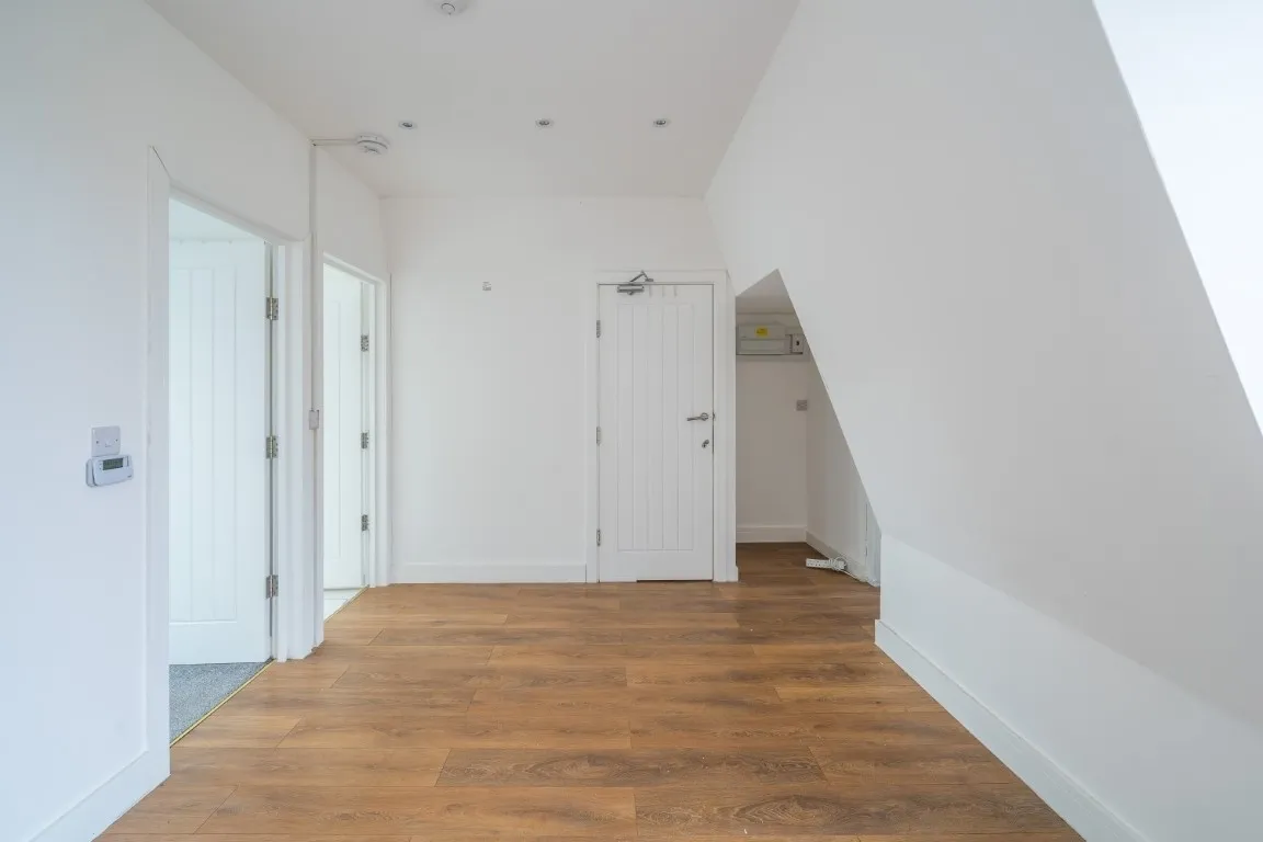 Harewood Road London SW19, photo 6