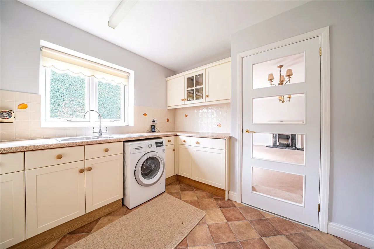 School Lane, Collingham, LS22, photo 2