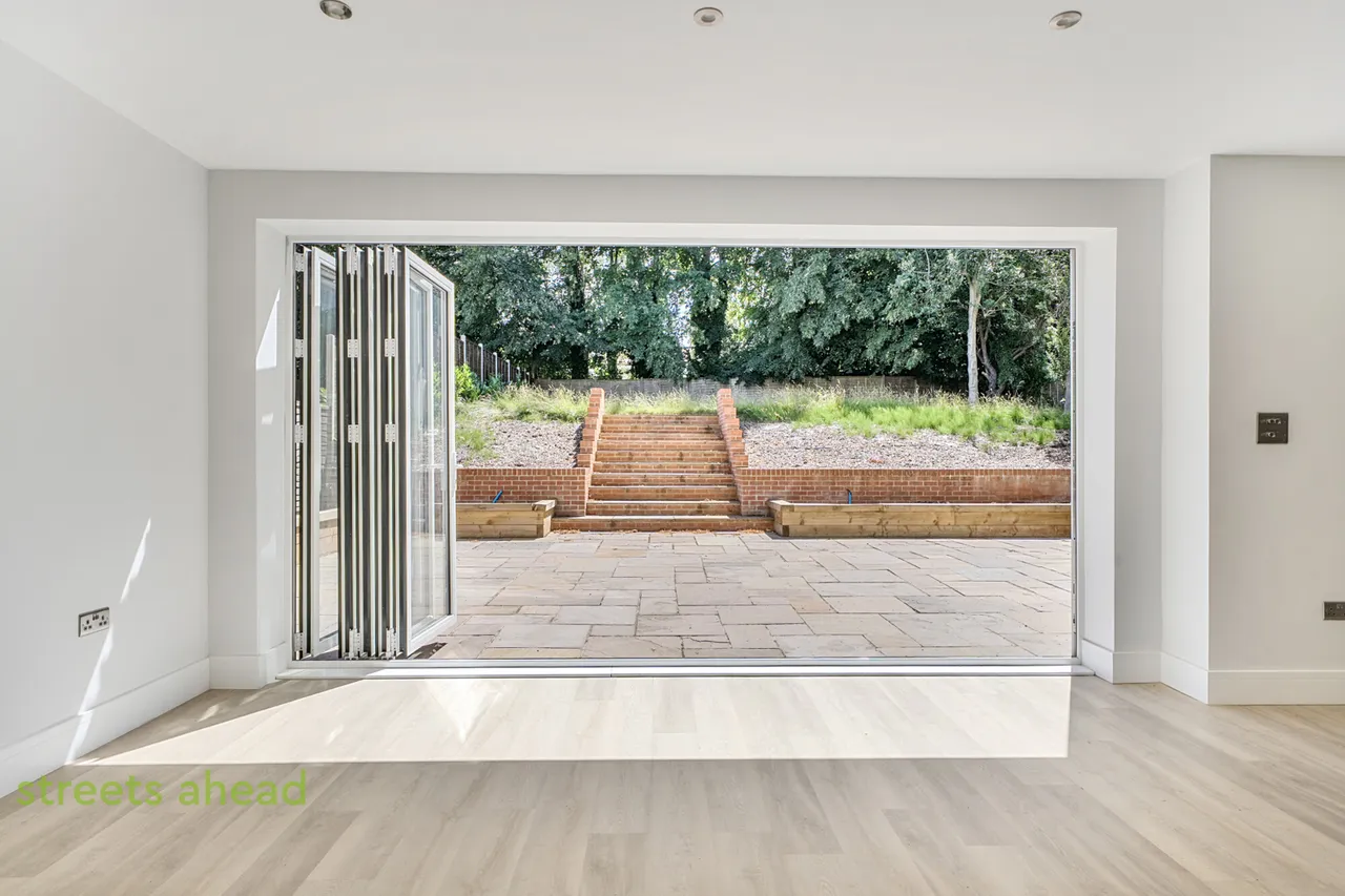 Addiscombe Road, Addiscombe, CR0, photo 8