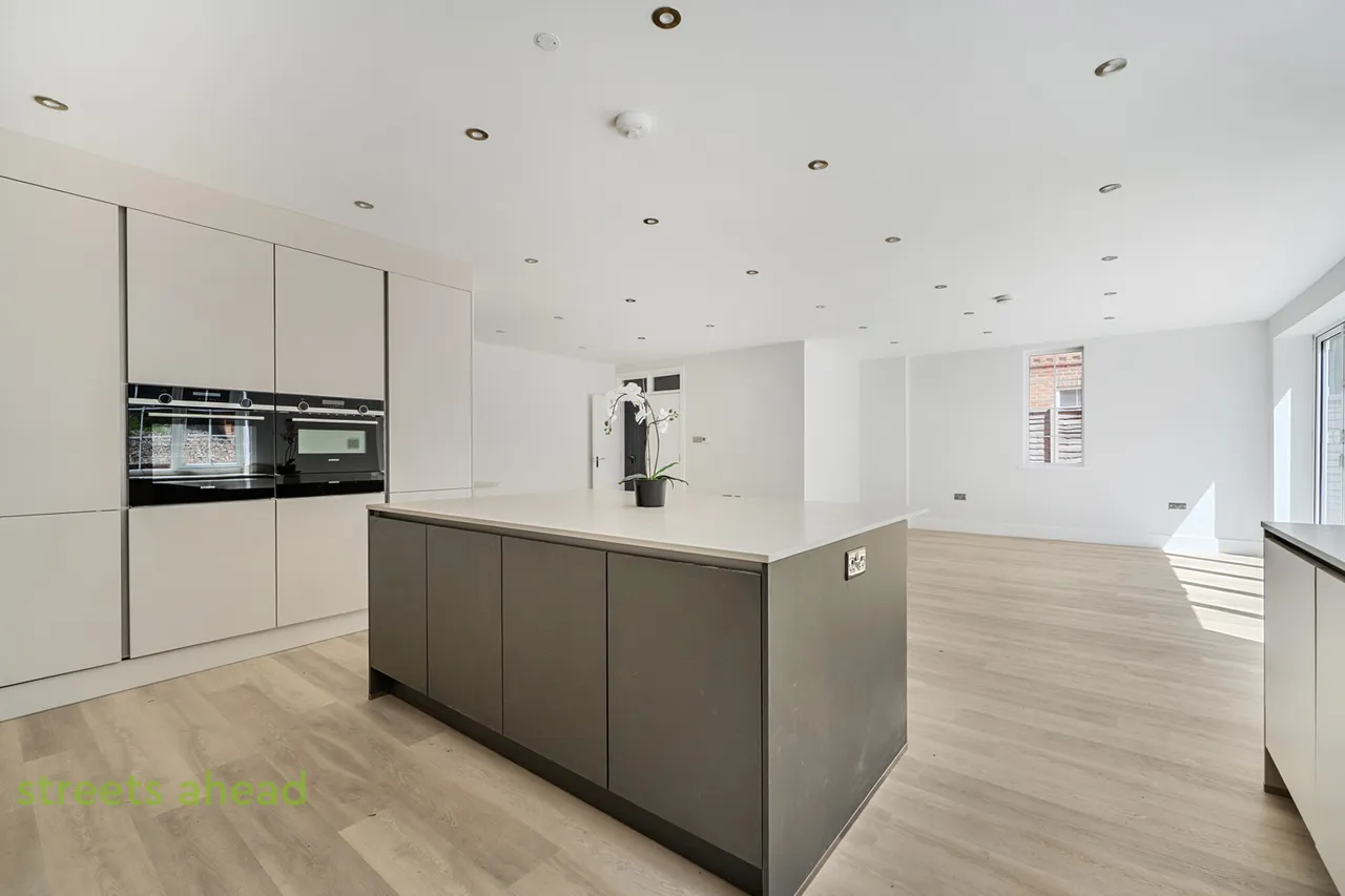 Addiscombe Road, Addiscombe, CR0, photo 9