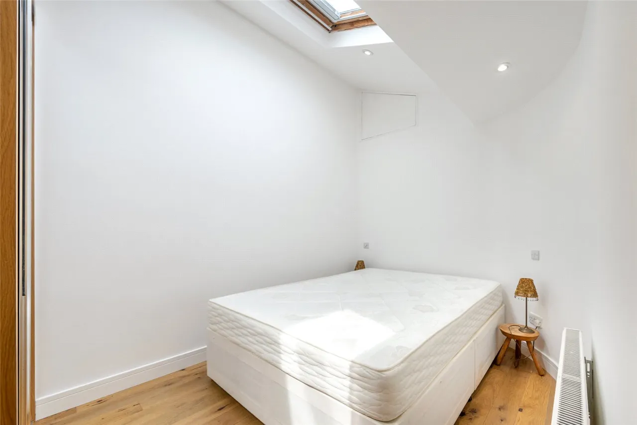 Belgrave Gardens, St John's Wood, London, NW8, photo 2