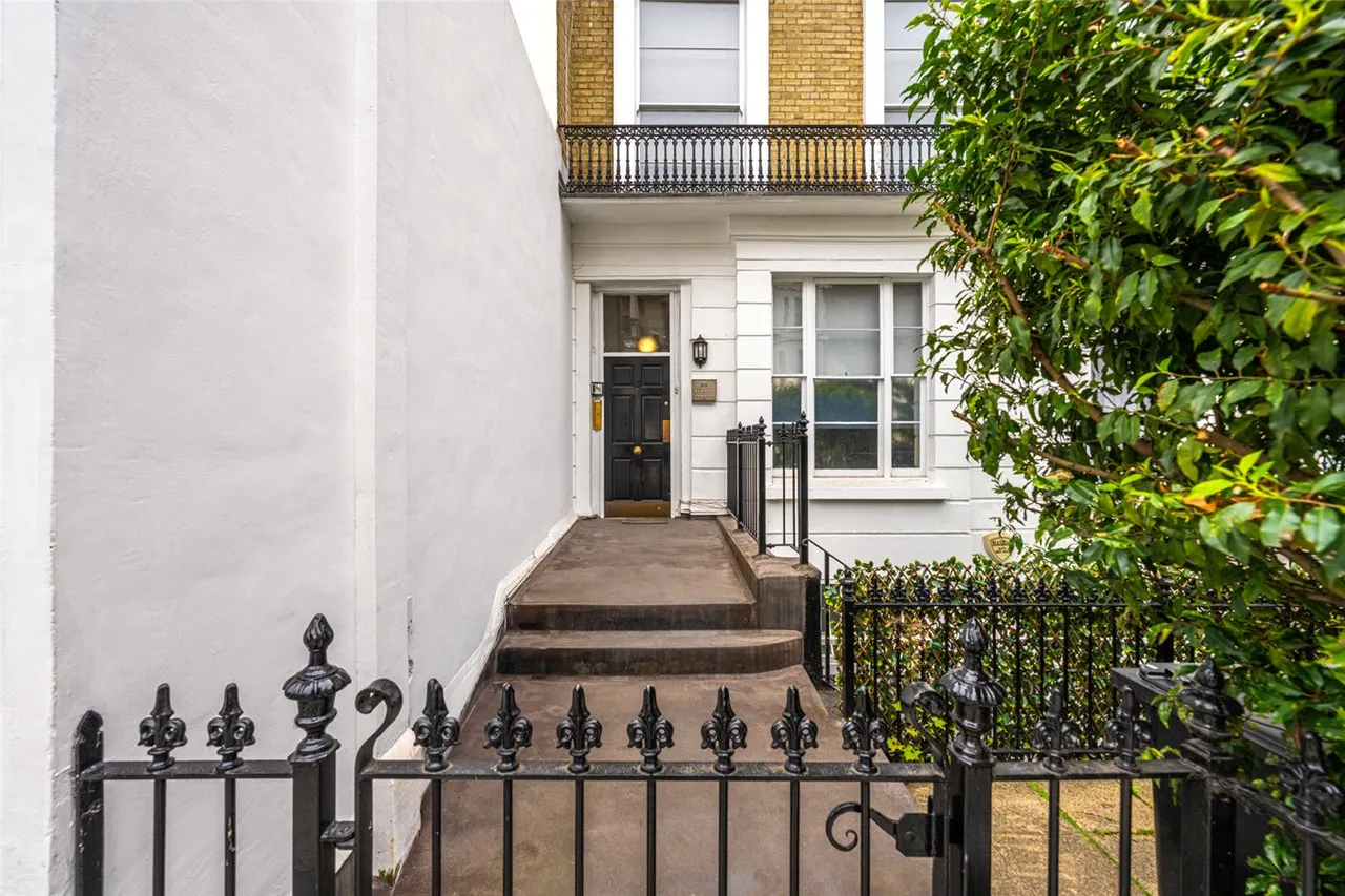 Belgrave Gardens, St John's Wood, London, NW8, photo 11