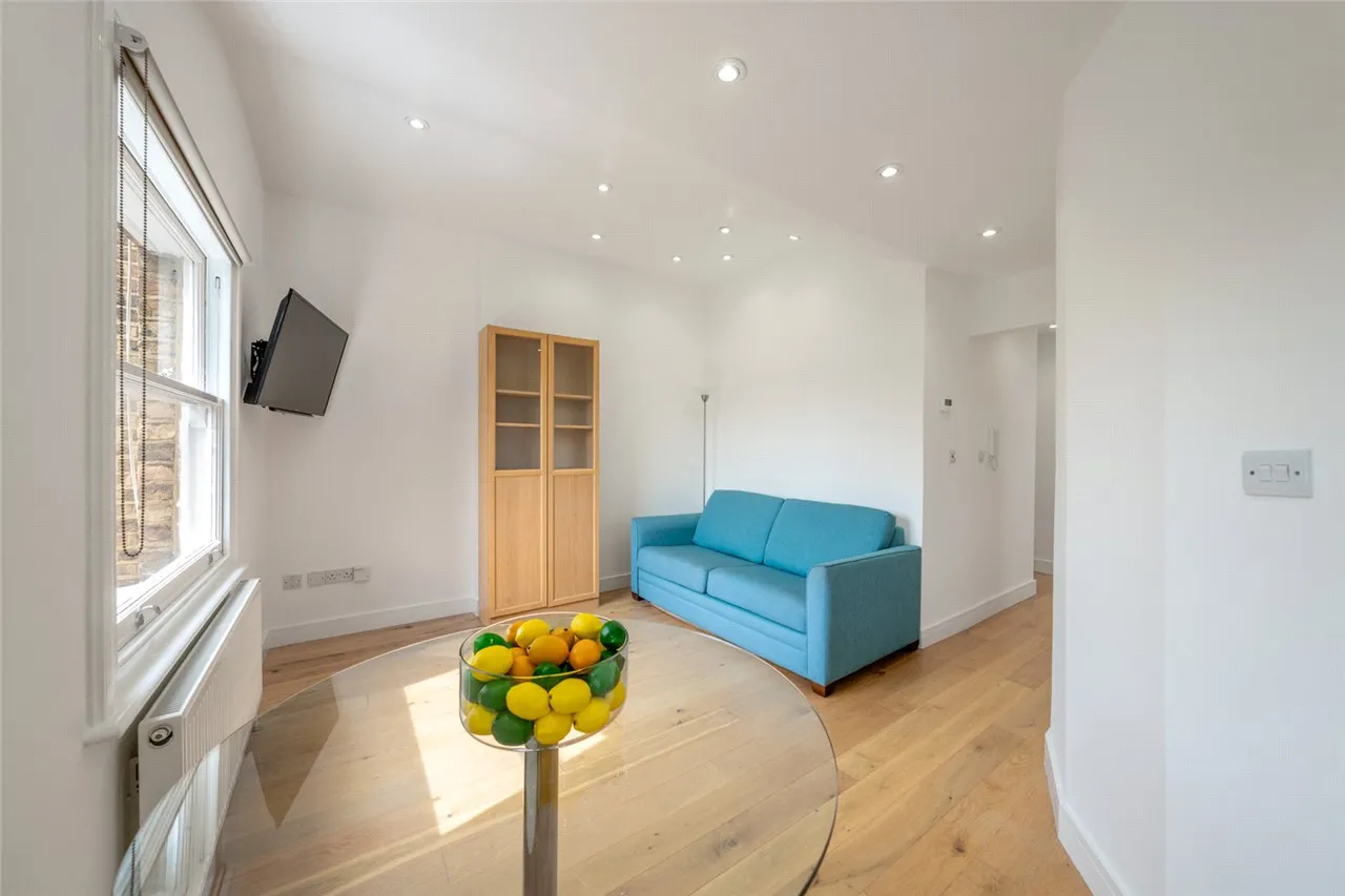 Belgrave Gardens, St John's Wood, London, NW8, photo 5