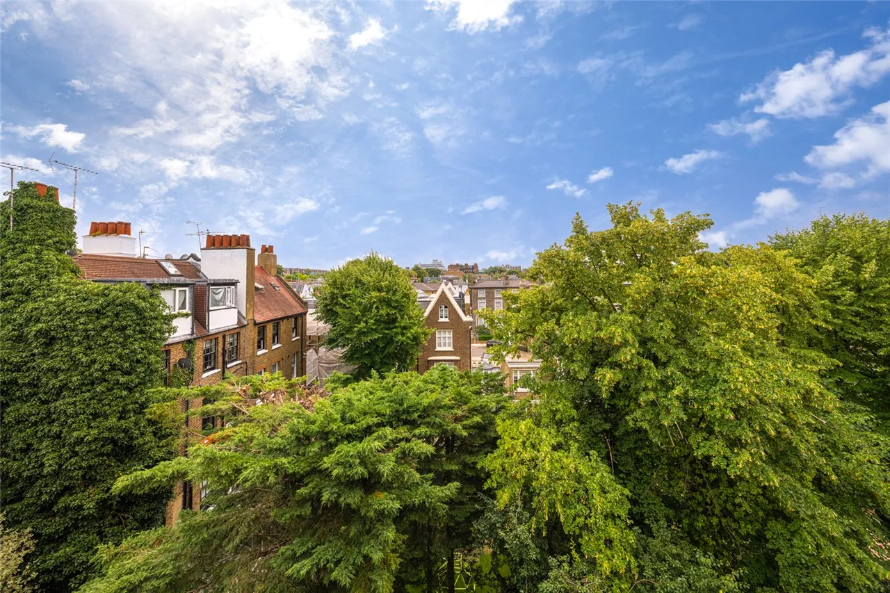 Belgrave Gardens, St John's Wood, London, NW8, photo 9