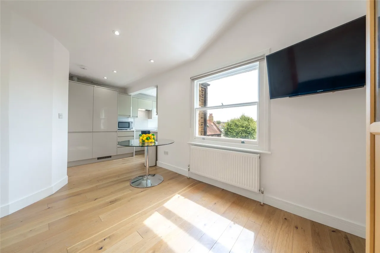 Belgrave Gardens, St John's Wood, London, NW8, photo 8