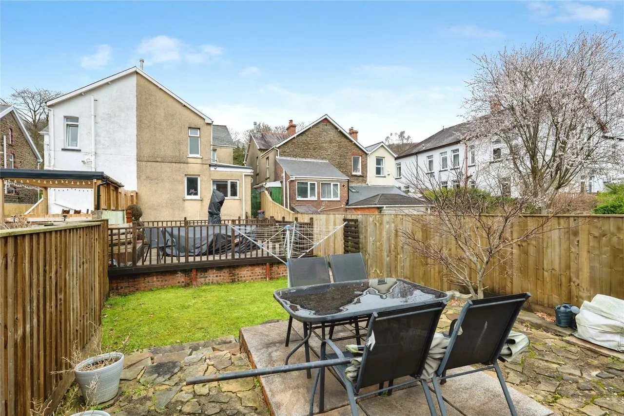High Street, Pontardawe, SA8, photo 16