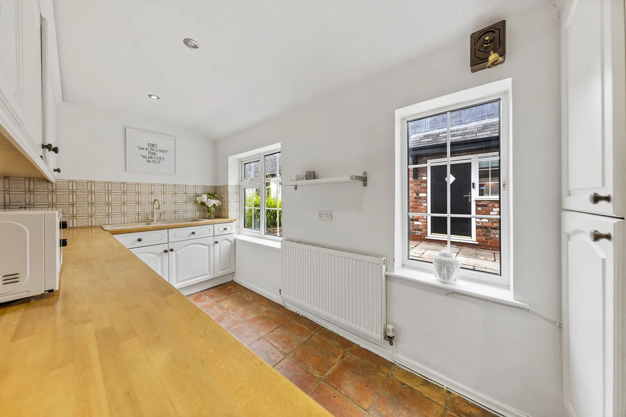 Smithy Lane, Croft, Warrington, Warrington, WA3 7JQ, photo 17