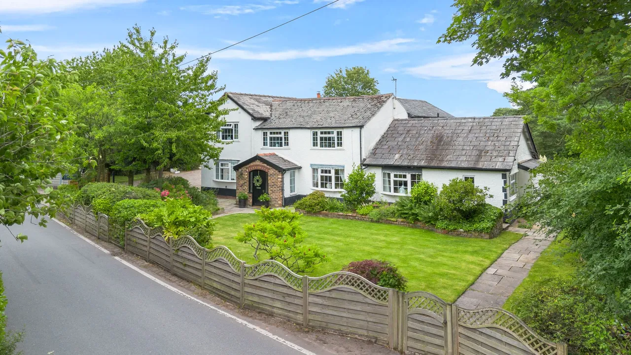 Smithy Lane, Croft, Warrington, Warrington, WA3 7JQ, photo 8