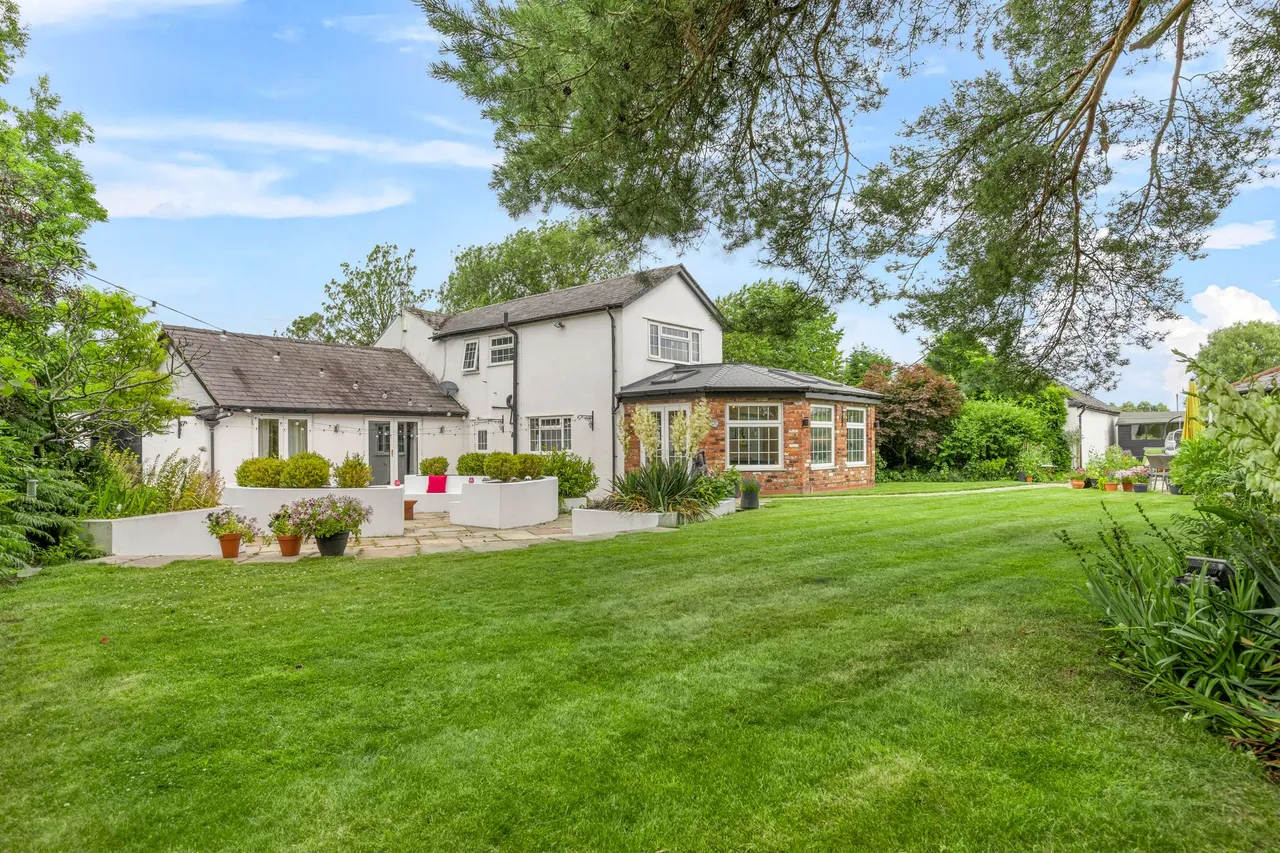 Smithy Lane, Croft, Warrington, Warrington, WA3 7JQ, photo 2