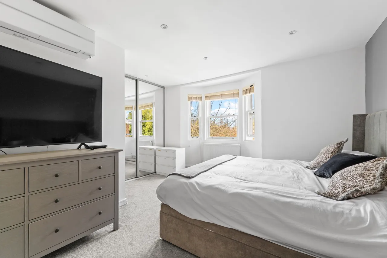 Brier Lea, Lower Kingswood, Tadworth, KT20 6TR, photo 9