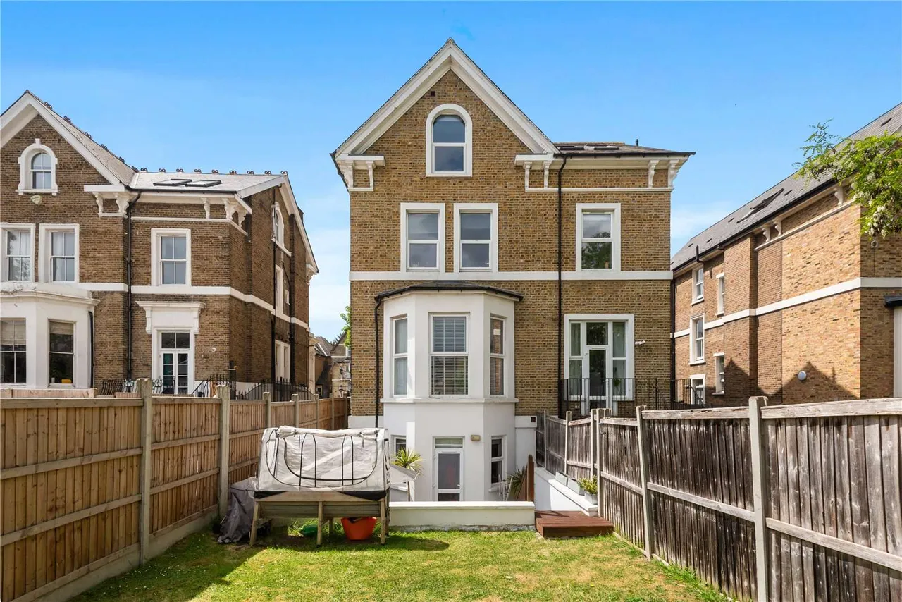Bedford Hill, London, SW12, photo 9