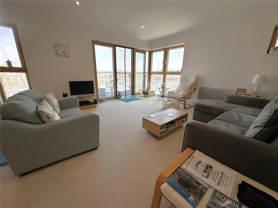 Fiador Court, Sovereign Harbour, BN23, photo 3