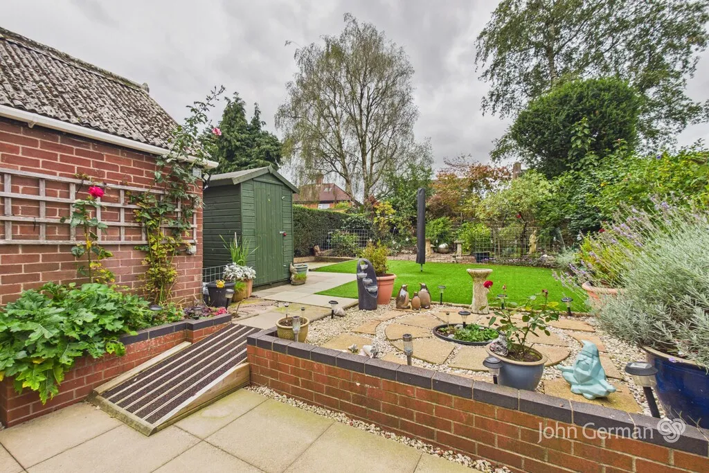 Byrds Lane, Uttoxeter, photo 16