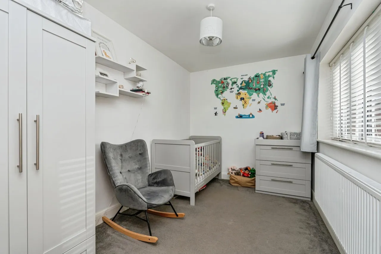 Franklands Drive, Addlestone, KT15, photo 12