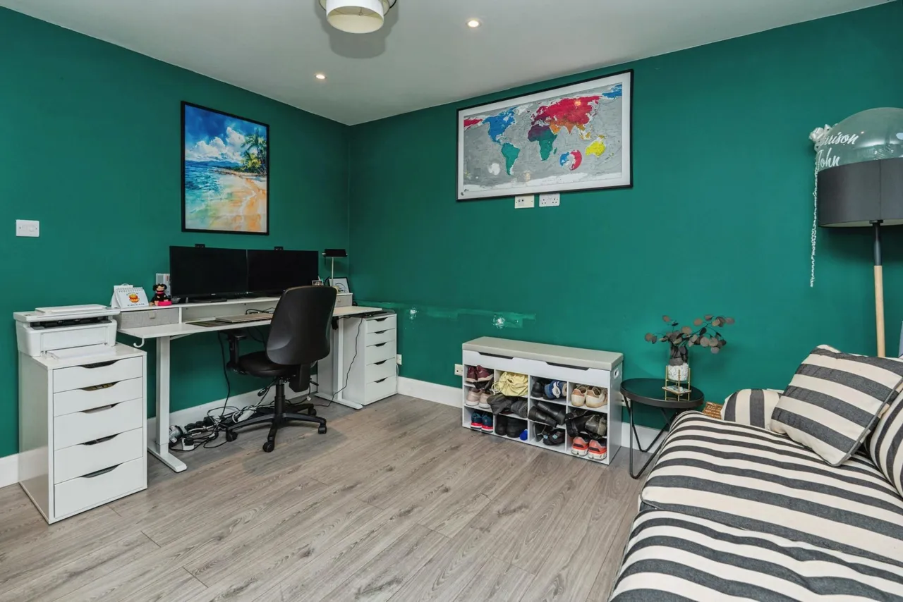 Franklands Drive, Addlestone, KT15, photo 15