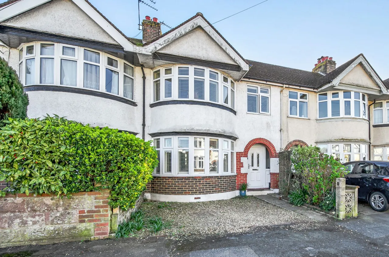 3 bed property for sale, Central Drive, Bersted, PO21
