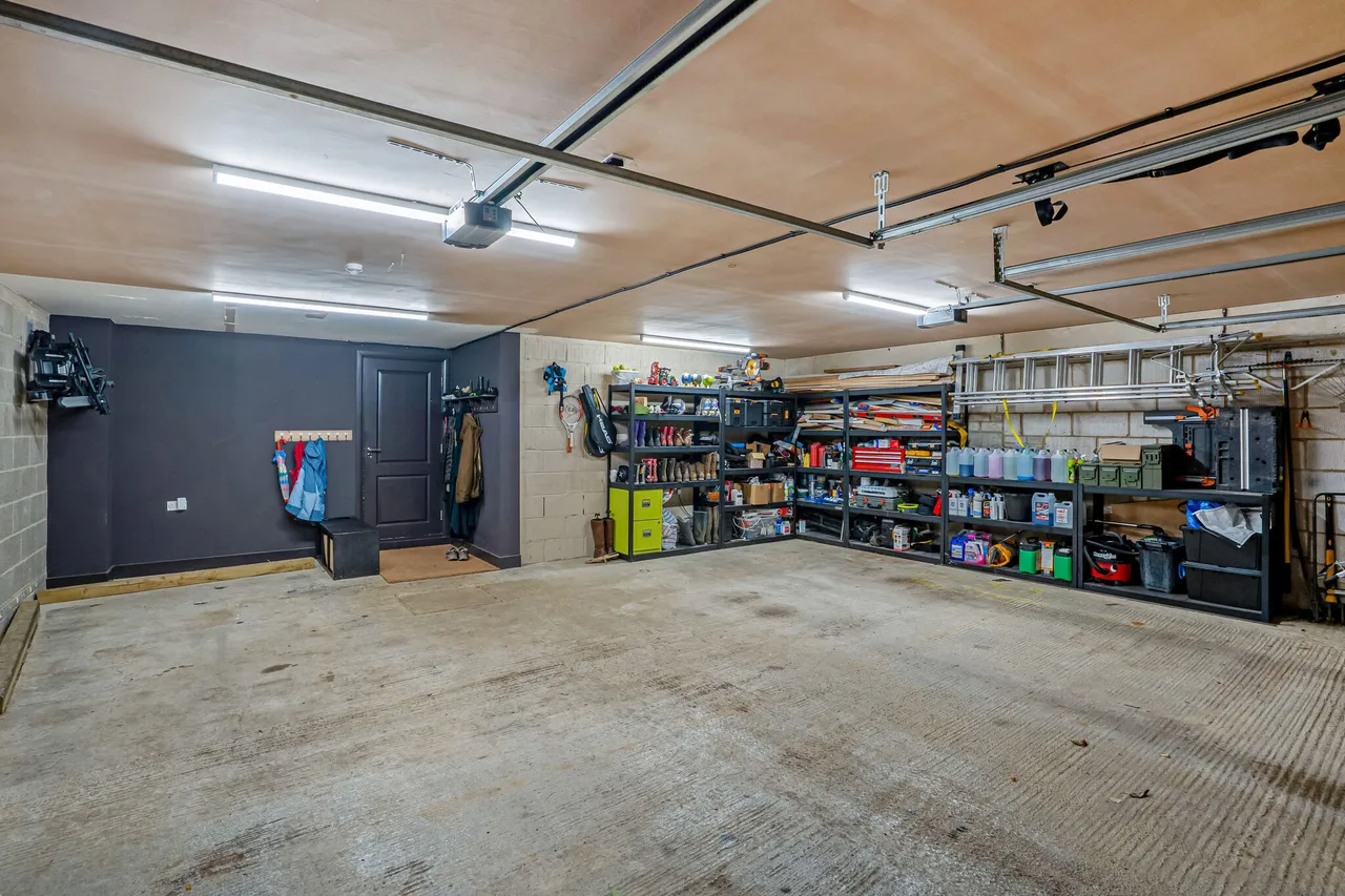 Matthews Walk, Cirencester, GL7, photo 11