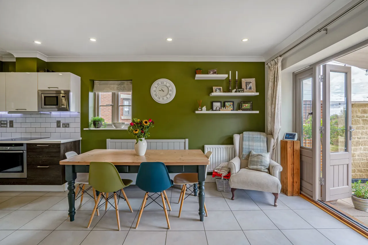 Matthews Walk, Cirencester, GL7, photo 4