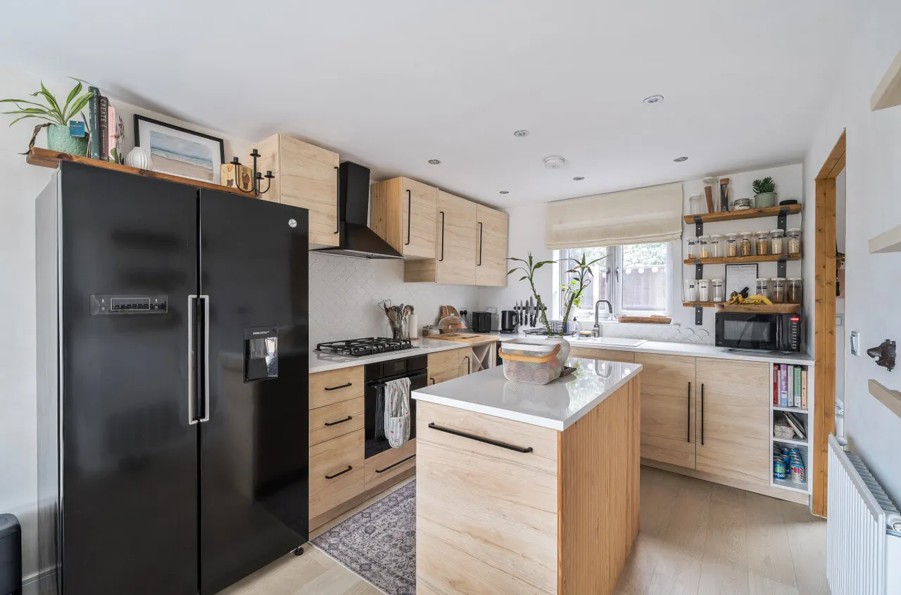3 bed house for sale, Kenney Drive, Wick, BN17