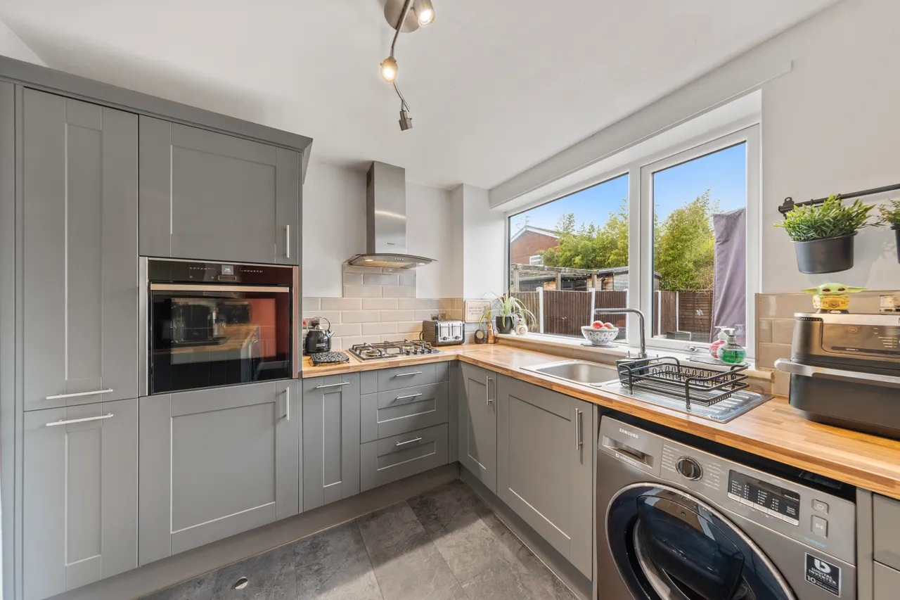 Berkshire Drive, Woolston, Warrington, Warrington, WA1 4HB, photo 11