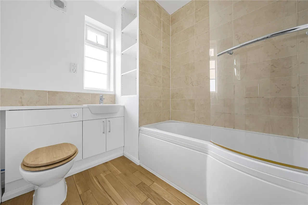 Cambridge Road, Teddington, TW11, photo 6