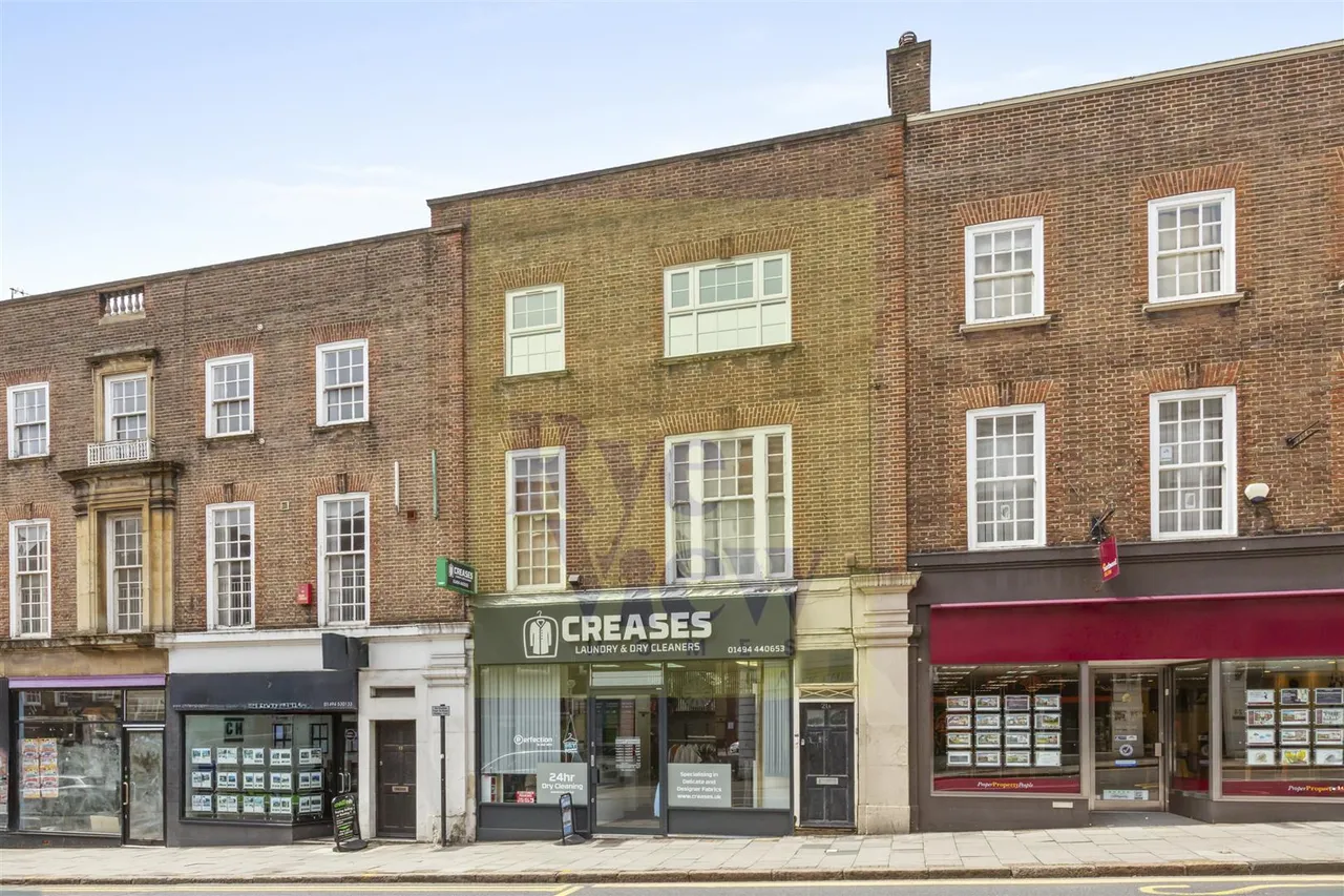 2 bed flat for sale — High Wycombe, Buckinghamshire, HP13 6LJ