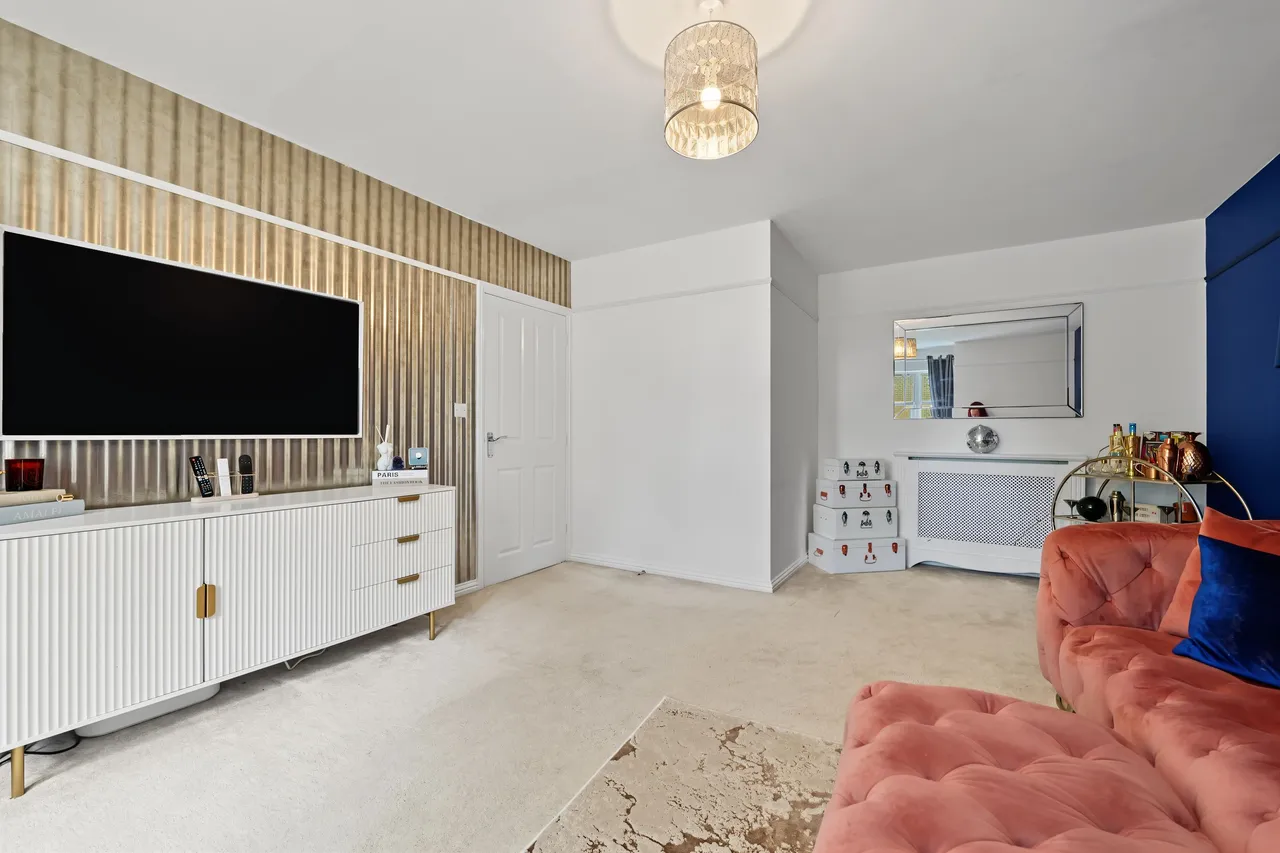 Main Street, Skeffington, LE7, photo 10