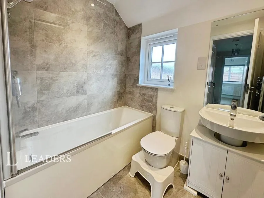 Bradshaw Close, Alconbury Weald, PE28, photo 14