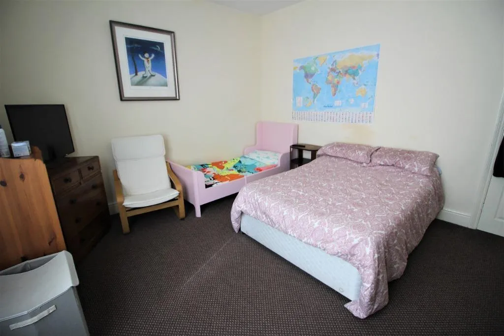 Dumers Lane, Radcliffe, M26, photo 7