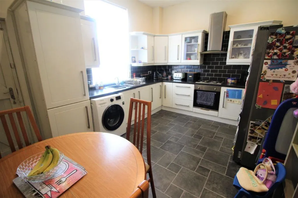 Dumers Lane, Radcliffe, M26, photo 4