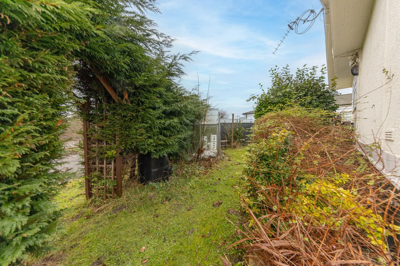 Conifer Grove Moss Lane, Moore, Warrington, Warrington, WA4 6FX, photo 17