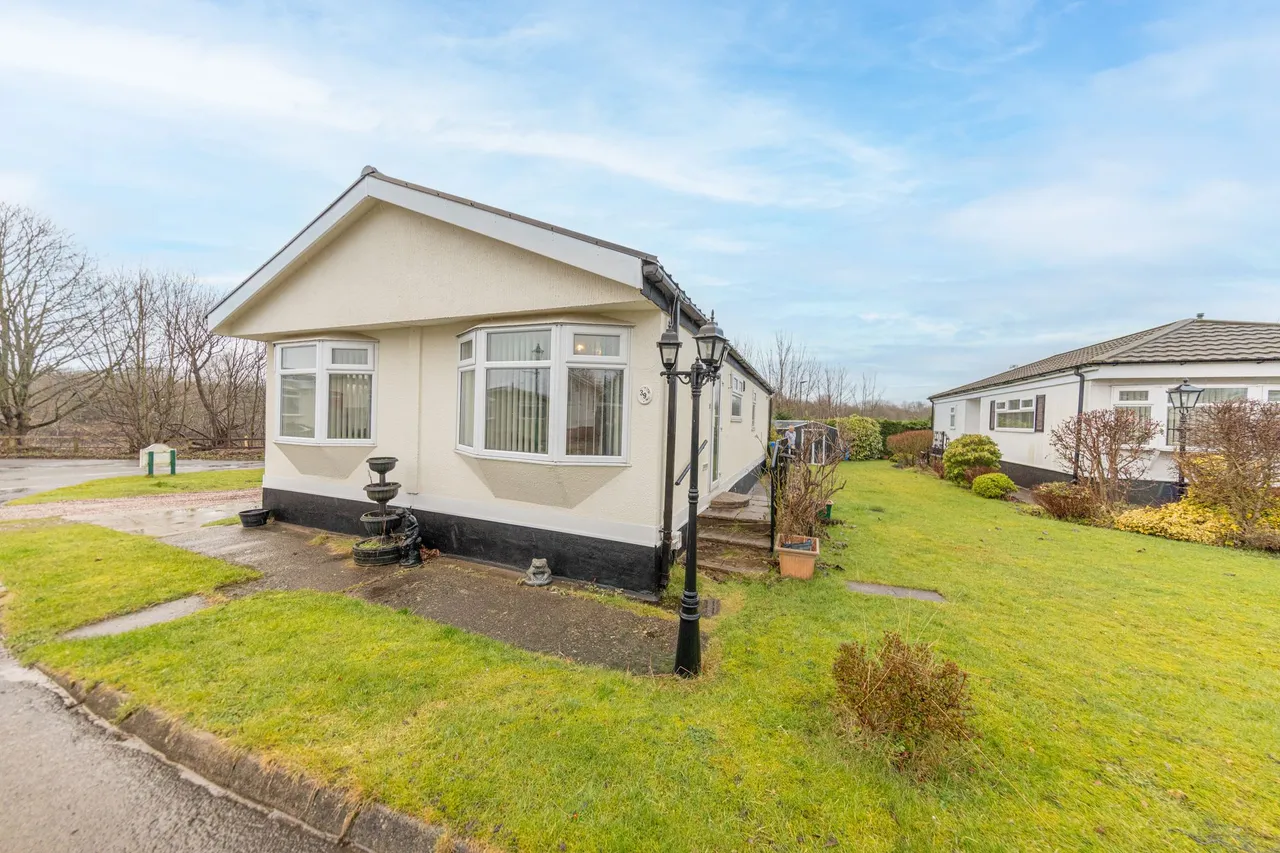 Conifer Grove Moss Lane, Moore, Warrington, Warrington, WA4 6FX, photo 13