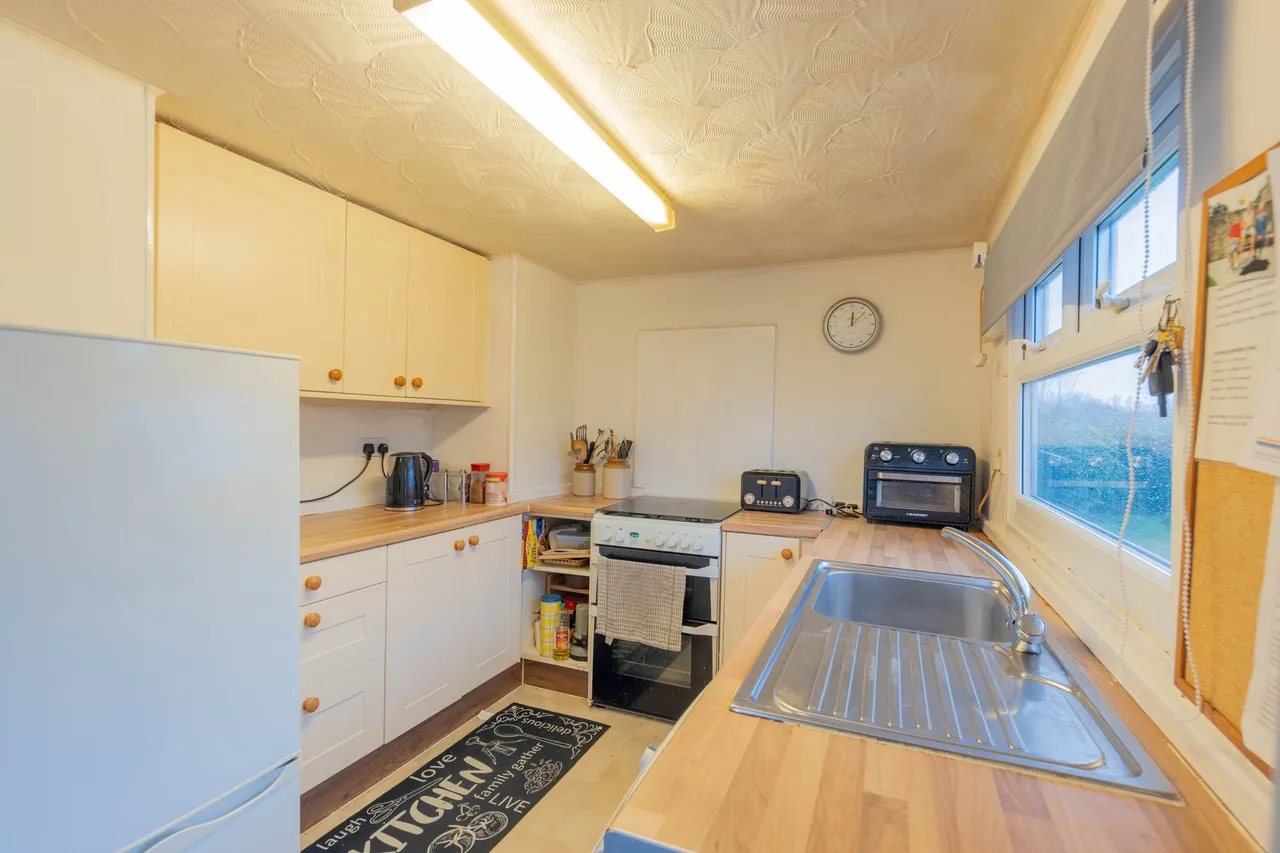 Conifer Grove Moss Lane, Moore, Warrington, Warrington, WA4 6FX, photo 5