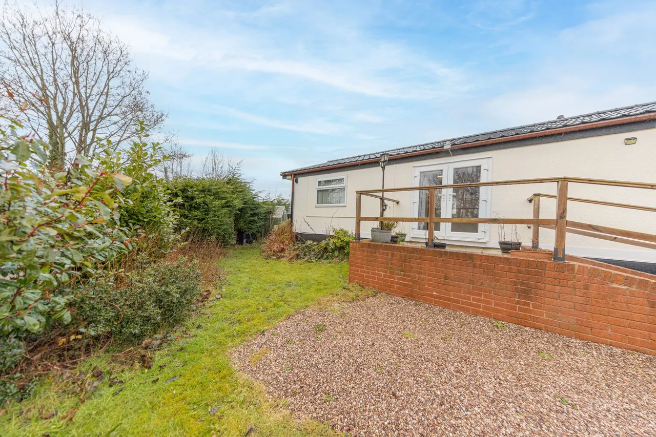 Conifer Grove Moss Lane, Moore, Warrington, Warrington, WA4 6FX, photo 15