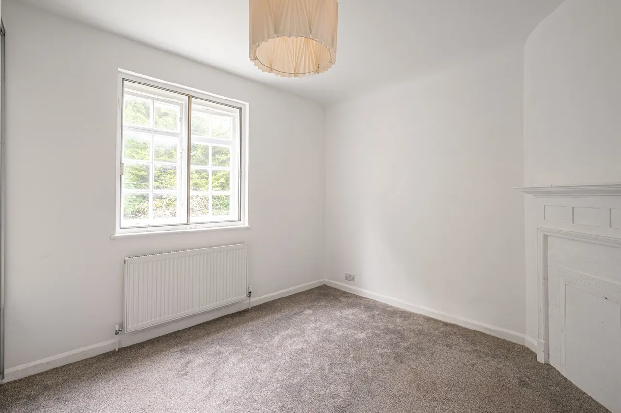London, NW11, photo 6