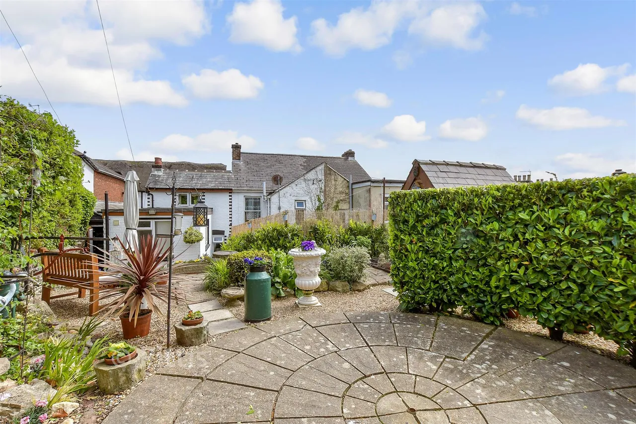 High Street, Brading, PO36, photo 13
