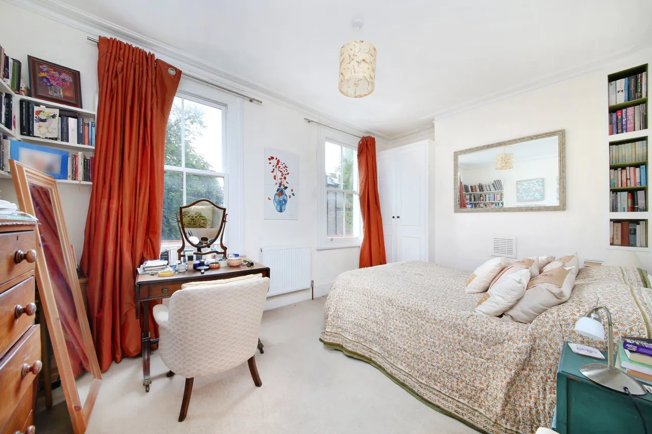 St. Martin's Road, London, SW9, photo 4