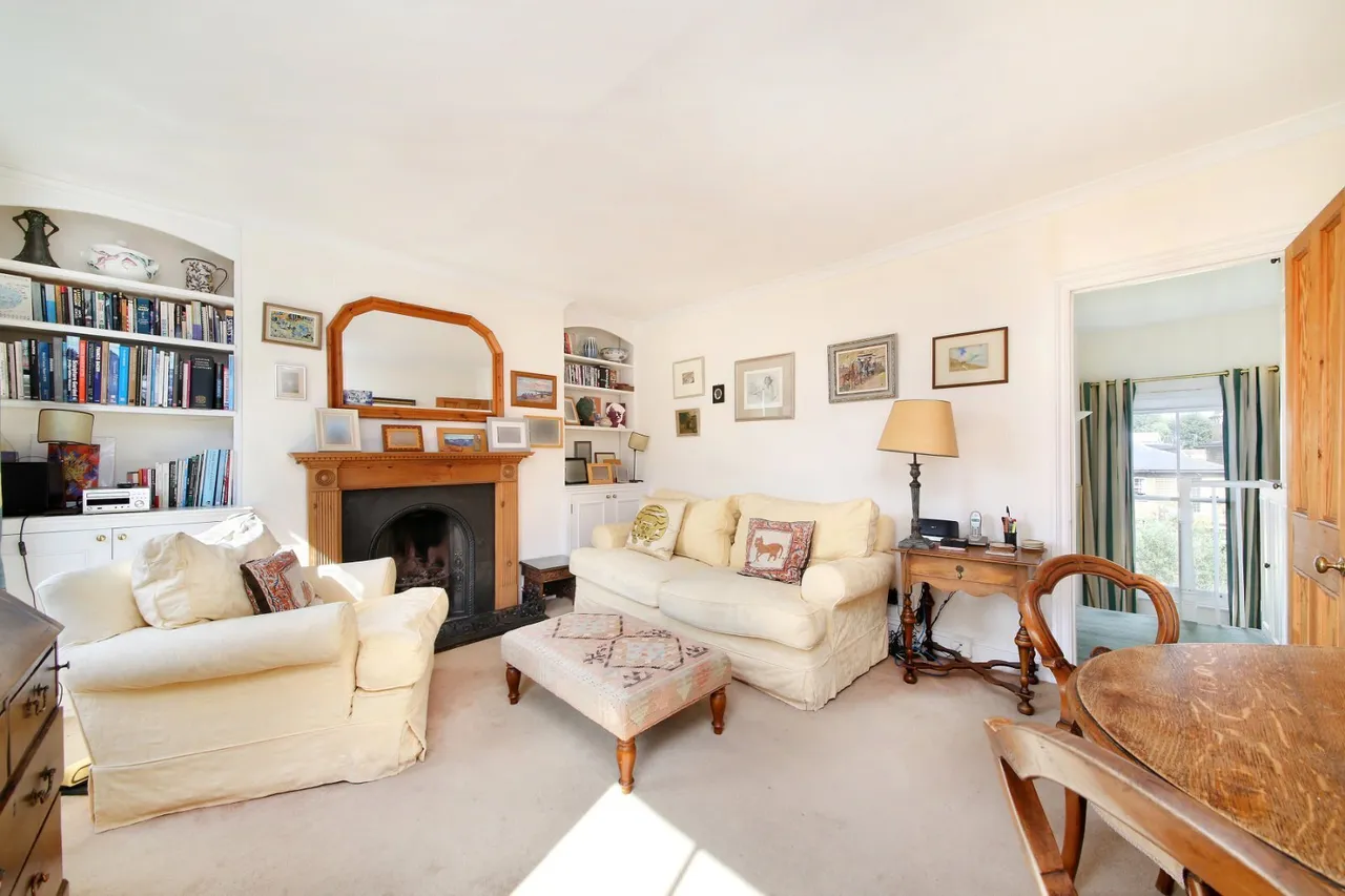 St. Martin's Road, London, SW9, photo 8