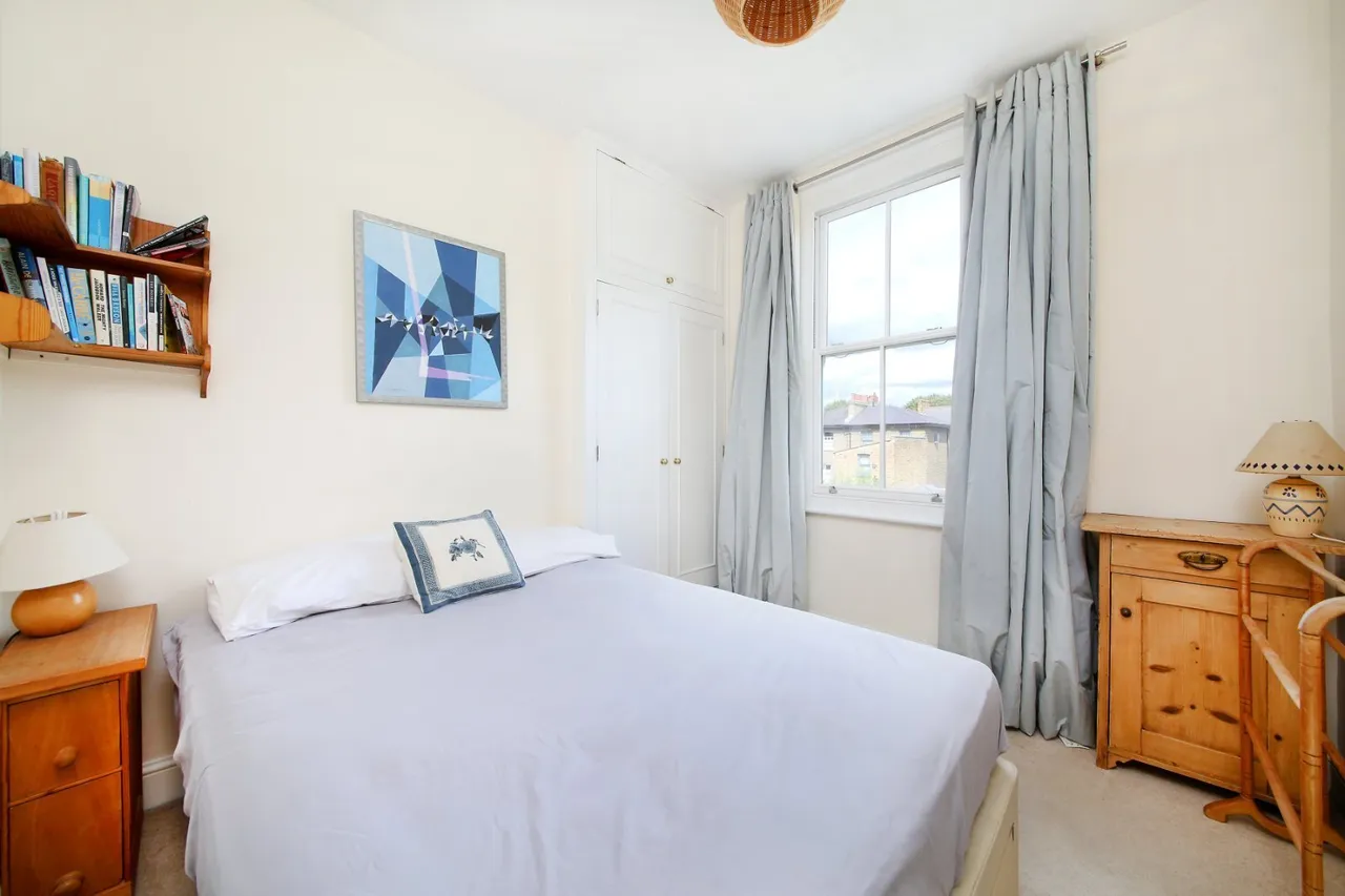 St. Martin's Road, London, SW9, photo 5