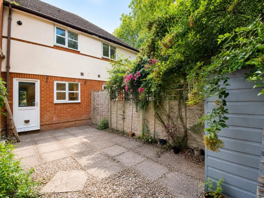 Davy Close, Wokingham, RG40, photo 8