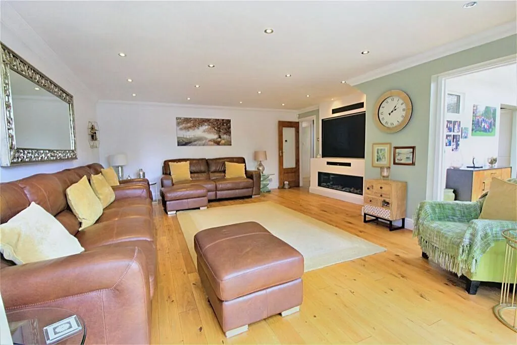 Chestnut Avenue, Grays, Essex, RM16 2UH, photo 9