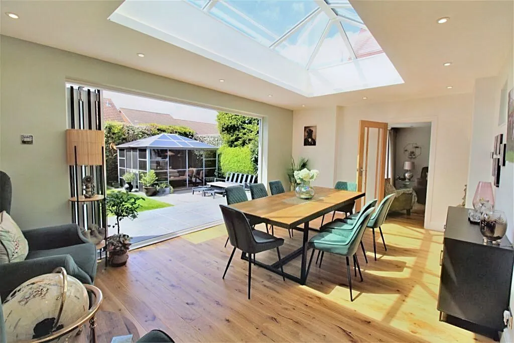 Chestnut Avenue, Grays, Essex, RM16 2UH, photo 7