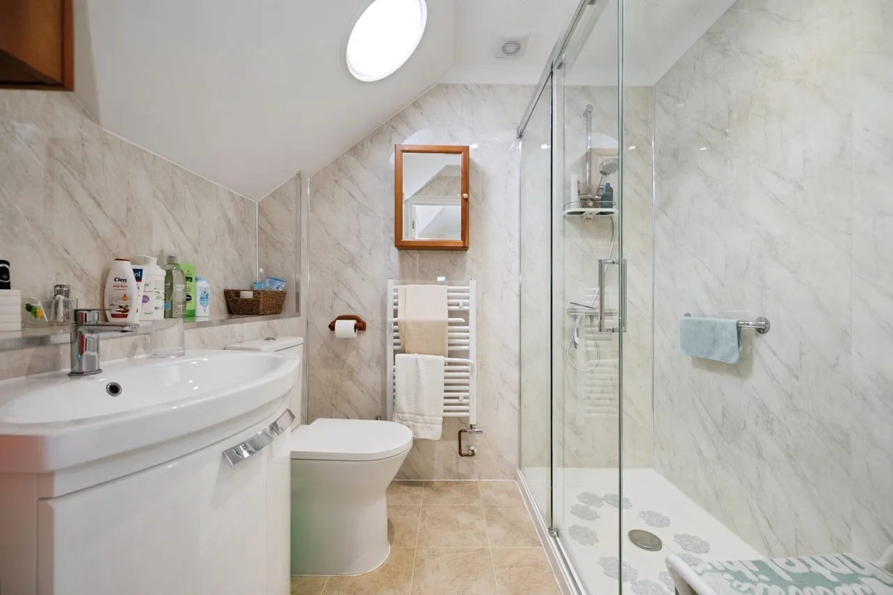 Spinnaker Grange, Hayling Island, PO11, photo 14